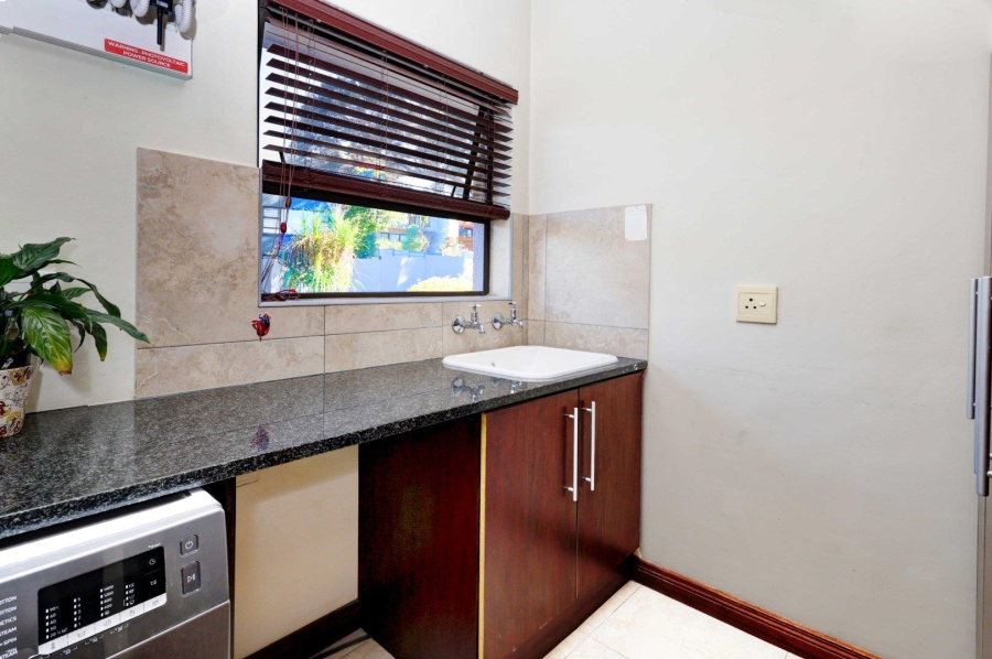 4 Bedroom Property for Sale in Welgemoed Western Cape